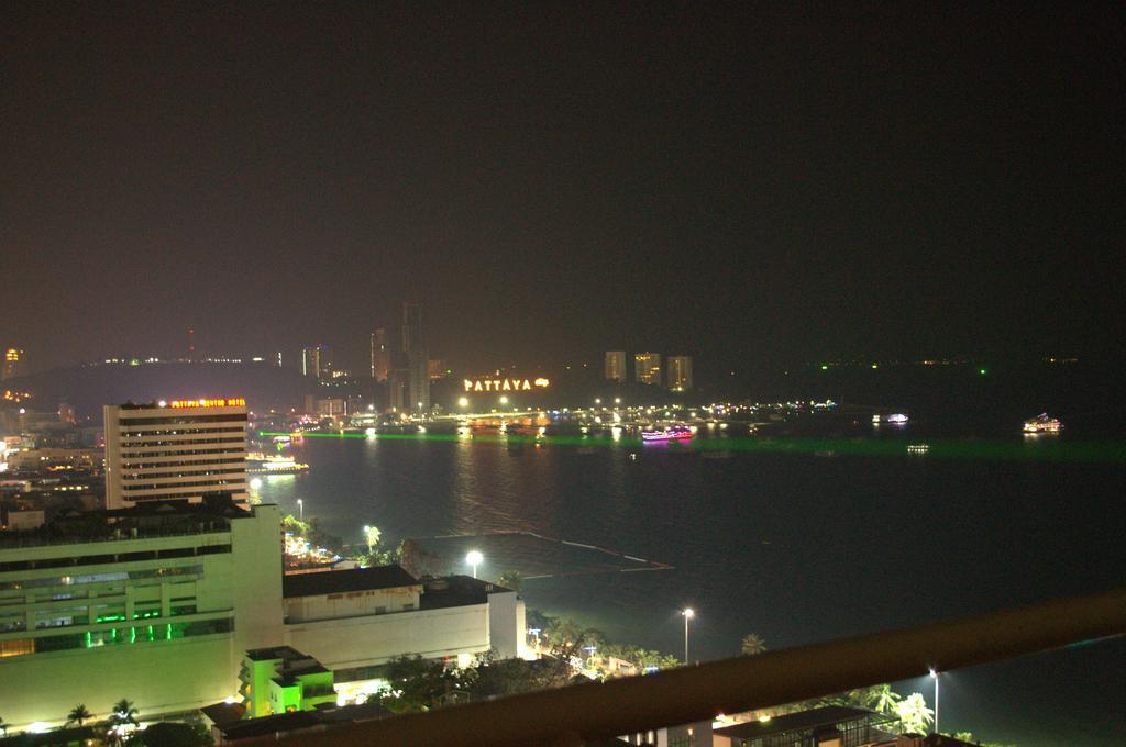 วิวทะเล 6 สวีท อพาร์ตเม้นท์ Apartment Pattaya ห้อง รูปภาพ