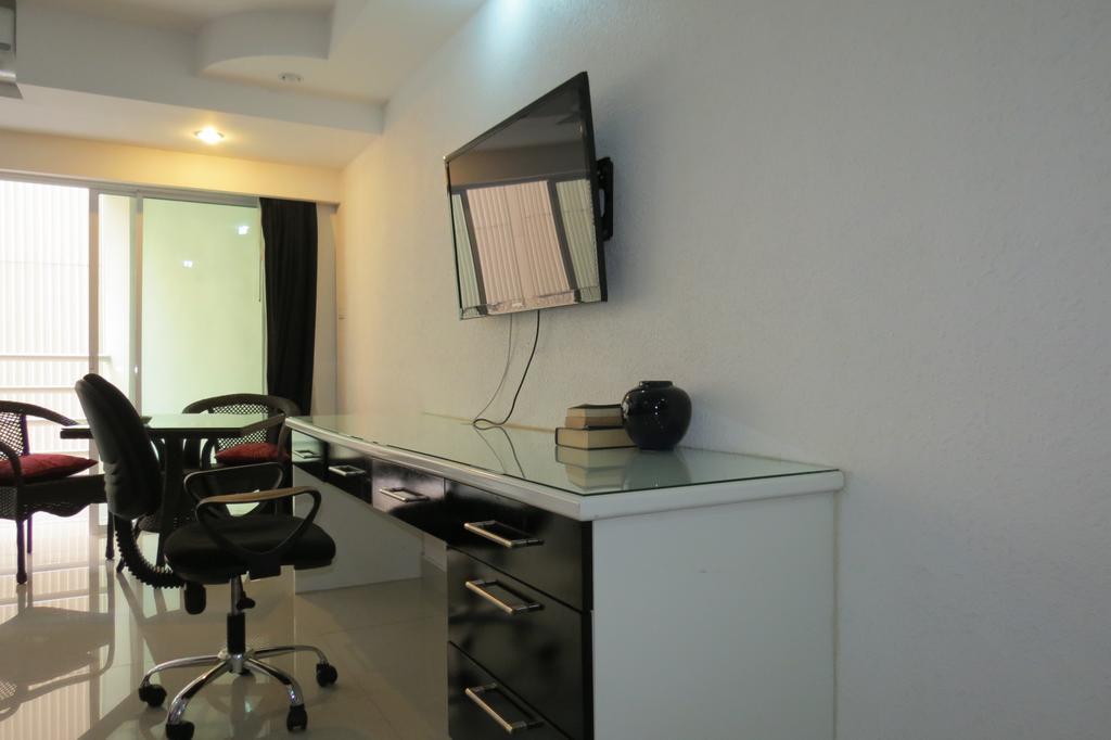 วิวทะเล 6 สวีท อพาร์ตเม้นท์ Apartment Pattaya ภายนอก รูปภาพ