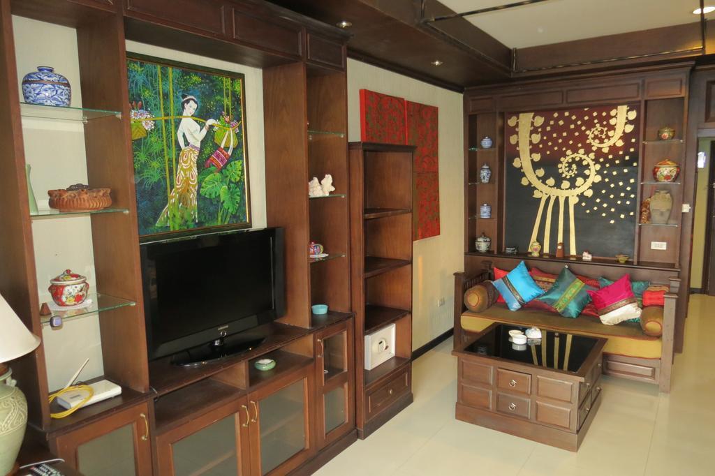 วิวทะเล 6 สวีท อพาร์ตเม้นท์ Apartment Pattaya ภายนอก รูปภาพ