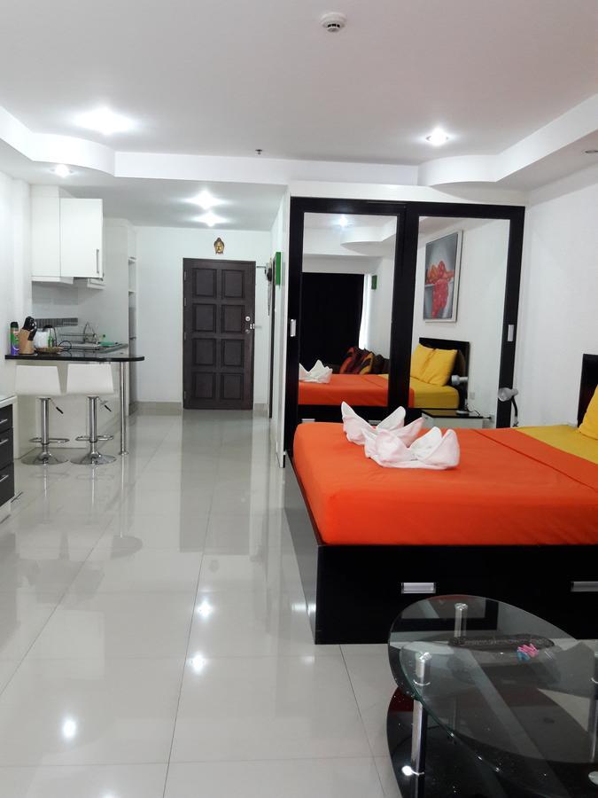 วิวทะเล 6 สวีท อพาร์ตเม้นท์ Apartment Pattaya ภายนอก รูปภาพ