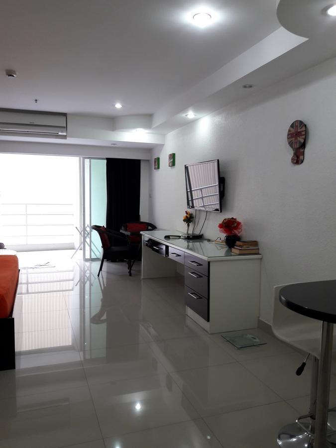 วิวทะเล 6 สวีท อพาร์ตเม้นท์ Apartment Pattaya ภายนอก รูปภาพ