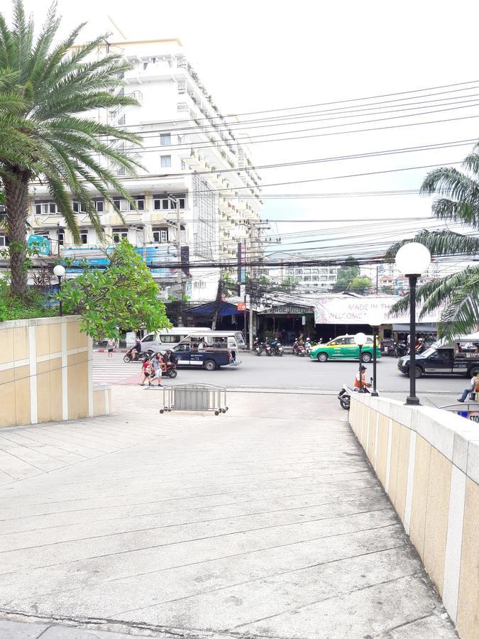 วิวทะเล 6 สวีท อพาร์ตเม้นท์ Apartment Pattaya ภายนอก รูปภาพ