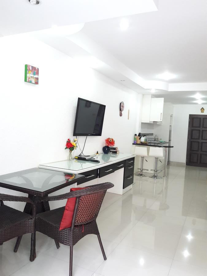 วิวทะเล 6 สวีท อพาร์ตเม้นท์ Apartment Pattaya ภายนอก รูปภาพ